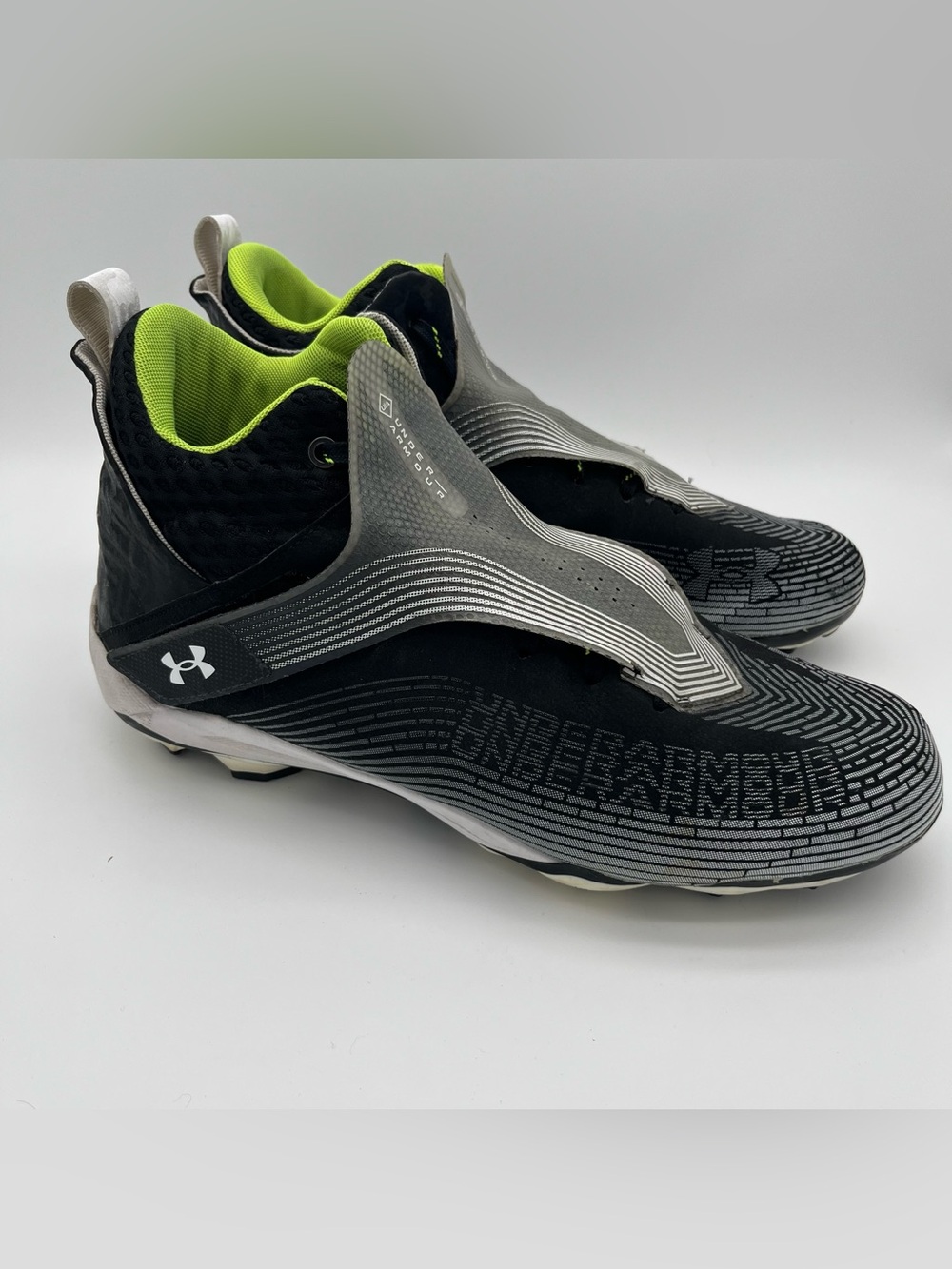 Under Armour Hammer MC Football Cleats Mens 13 Black Gray Performance Mid Top